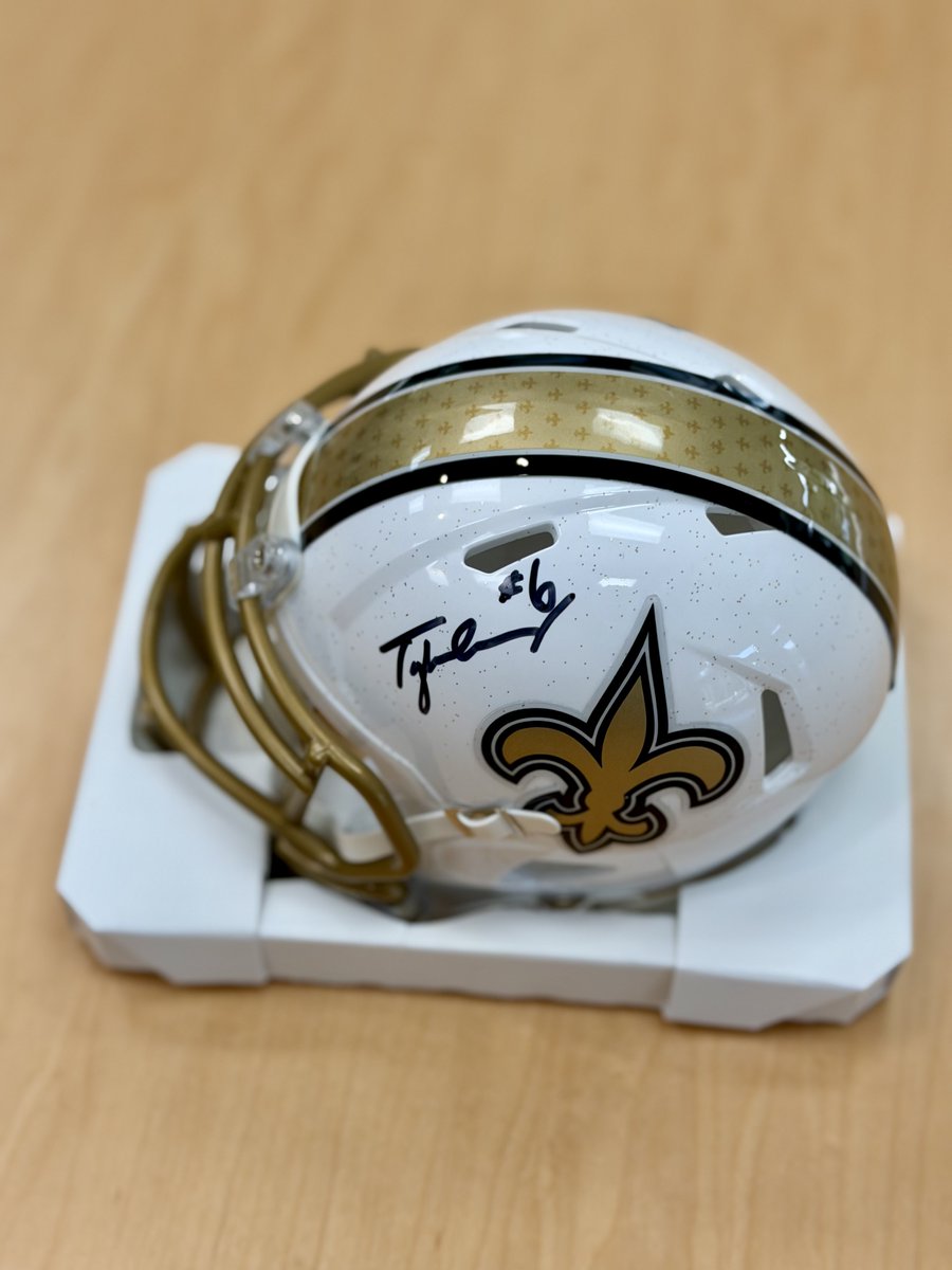 Saints's tweet photo. Shough Contest 🏈 

RT for a chance to win an autographed Tyler Shough Color Rush mini helmet!   

#Saints | Rules: https://t.co/Z6c4c8eXdV https://t.co/vfEOIjJEUZ