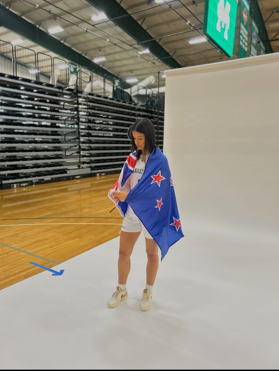 Manhattan_WBB's tweet photo. Some BTS from media day π Stay tuned πΈ
#GoJaspers | #playGREEN π’βͺοΈ https://t.co/iLr3vCrnuT