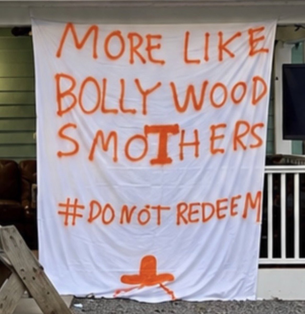 Brooks_Wilder11's tweet photo. These might be the best banners I’ve ever seen https://t.co/XRVaYKdCNn