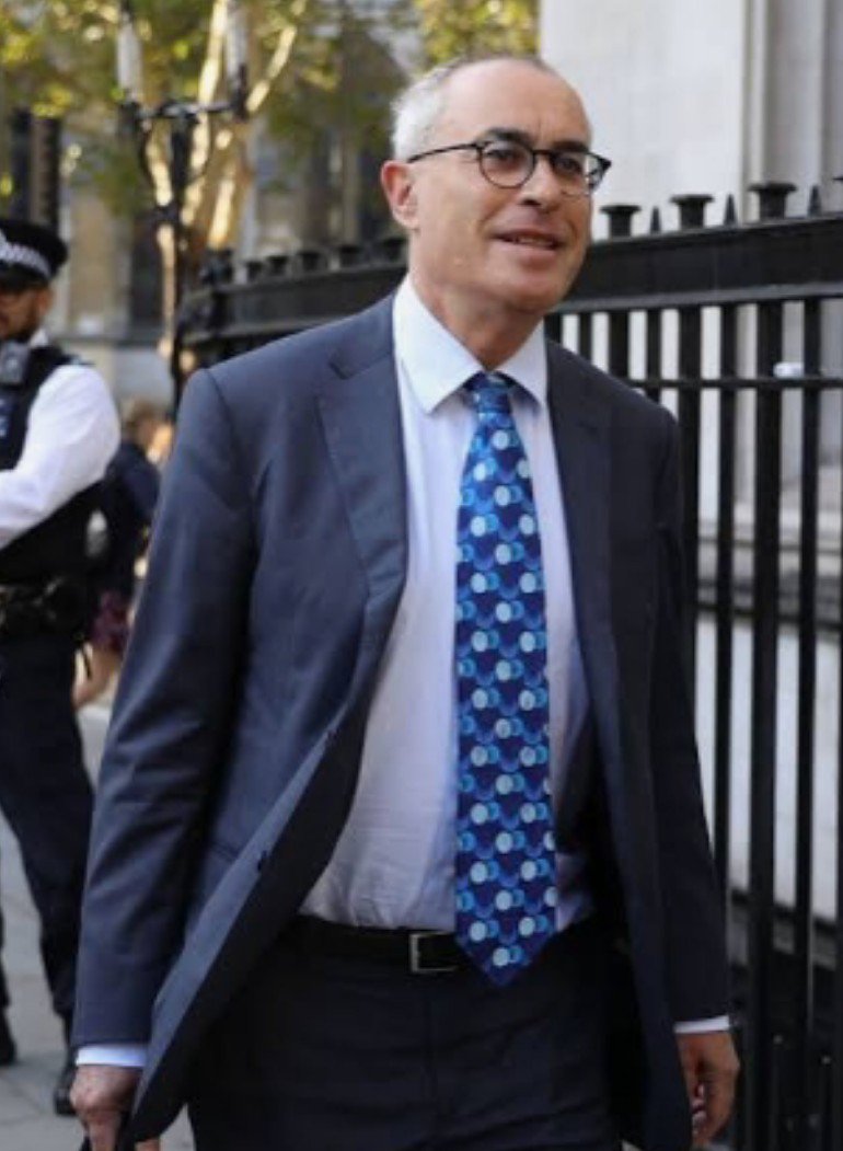 _GlitchDaily's tweet photo. #glitchnews

MAN CITY LAWYER CHARGES £5K/HR = ₦11MILLION/HR 😭💸

Lord Pannick won City's UEFA ban case in 2020, now leading 115 charges case.

Man sneezes, that's rent in Lekki. Coughs, that's Benz money. If he yawns for 1 hour, he has bought land in Epe.

#MCFC #PremierLeague #115Charges Manchester City Vado Madagascar Super Eagles