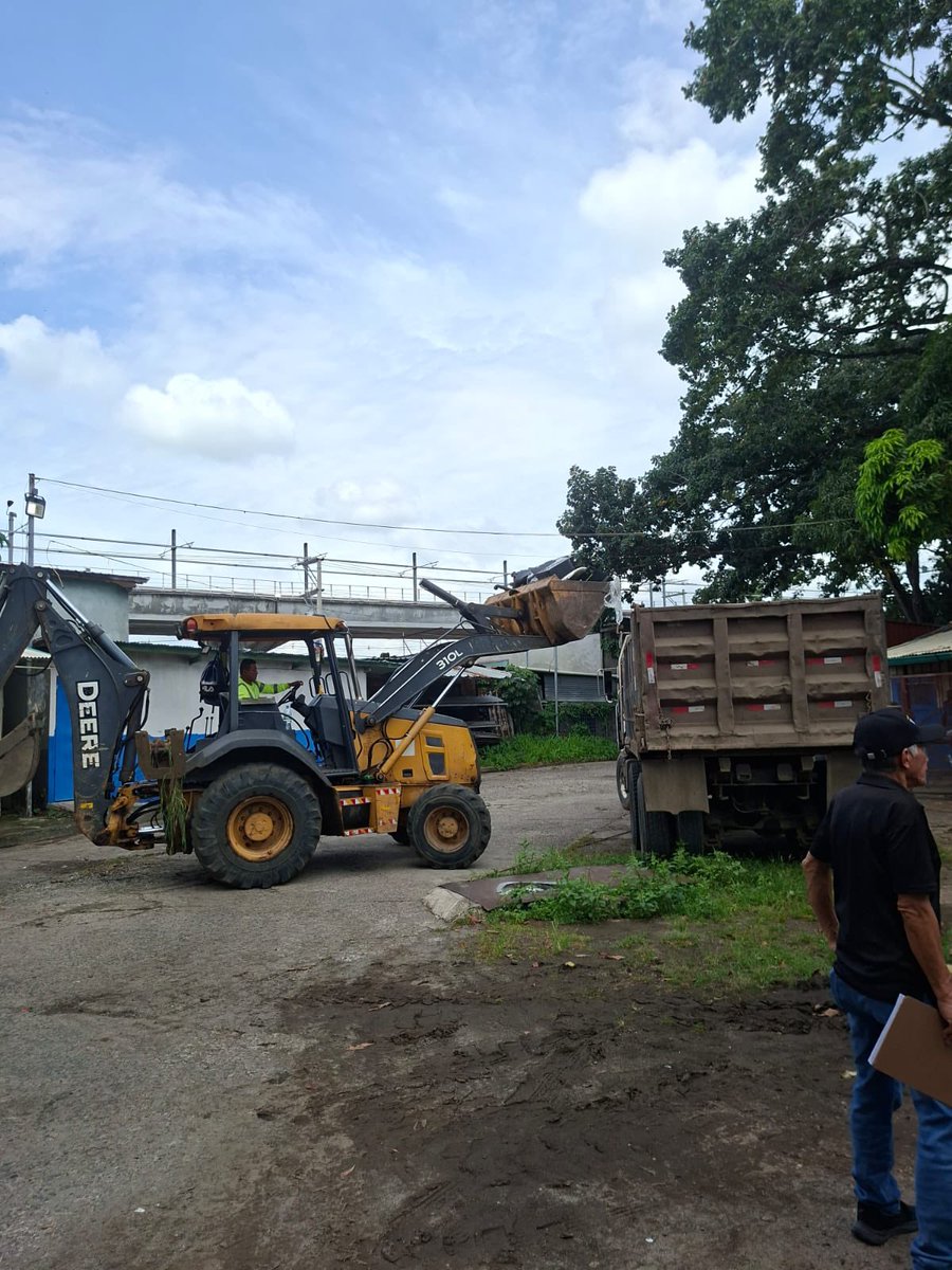 IMA_Pma's tweet photo. La Dirección Regional Metropolitana del IMA, en Pan de Azúcar, dio inicio al proceso de descarte de bienes patrimoniales en desuso y estado irreparable.

El procedimiento se ejecuta en estricto cumplimiento de normativas acompañamiento de @ContraloriaPma y @Mef_Pma #ConPasoFirme https://t.co/5HWmFHiu7t