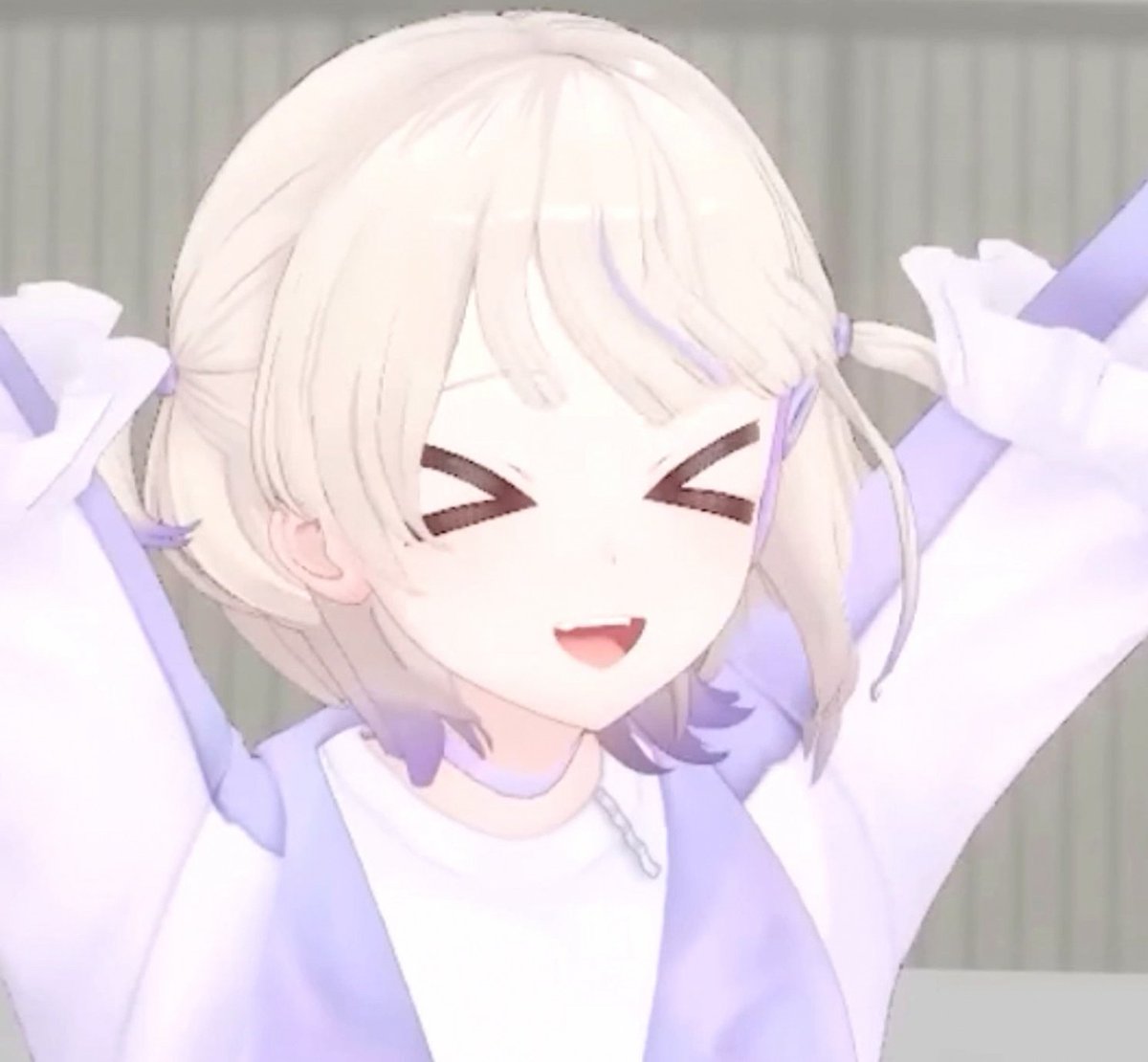 St6866's tweet photo. 身体に保湿クリーム塗ってると楽しくなってハチャメチャになる時のワイ https://t.co/pd11FqBOFy