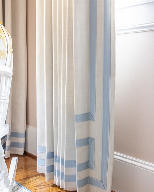 ShonaZerr's tweet photo. Double-take: custom drapery perfection. Photo by @clairezurek https://t.co/Vq5WPC6EJr