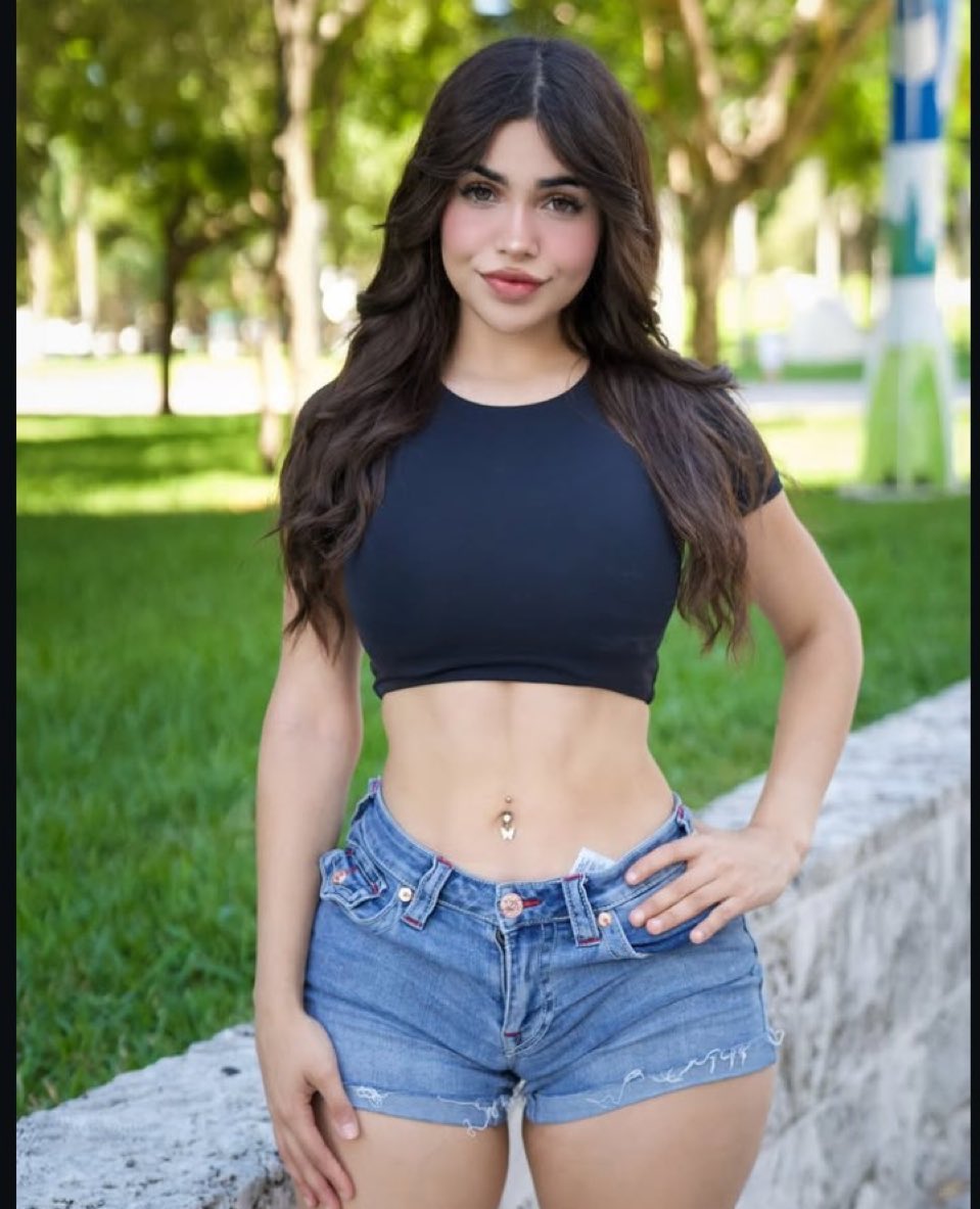 AlinnaRoseex's tweet photo. Cuánto me dan del 1 al 10 mis amores? 🖼️ https://t.co/CwhBAqg4nA