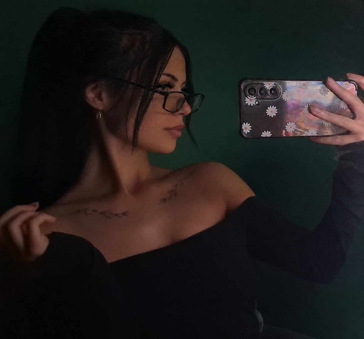 Lostbonesx3's tweet photo. Its okay, mummys here 🫦 https://t.co/fSzft9kZt9