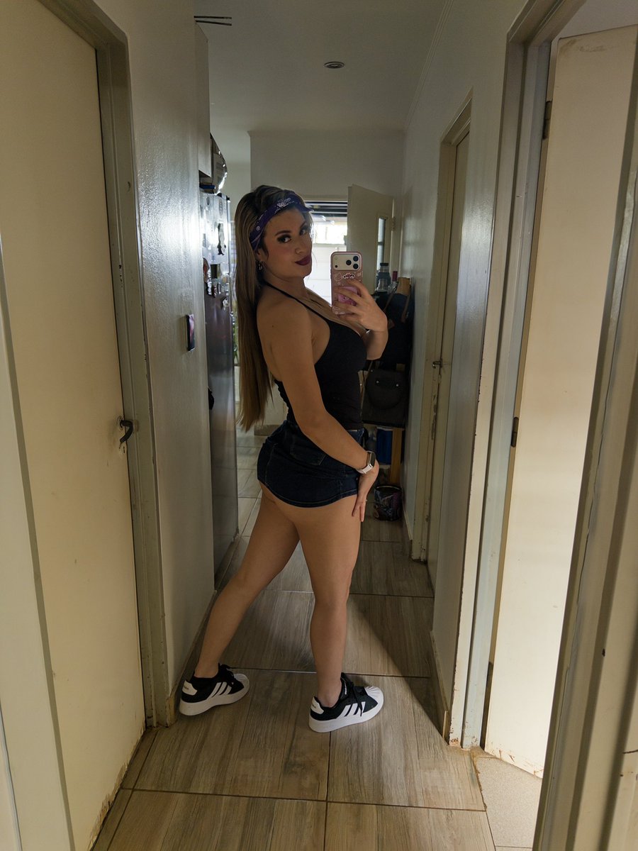 Loore_S2's tweet photo. Hola amor ❤️ Volví después de estar varios días enferma haciendo reposo 🥺🫶🏻❤️ estoy en vivo en twich https://t.co/DeZQTAT6Wa🥰 https://t.co/DAMSEptfzA