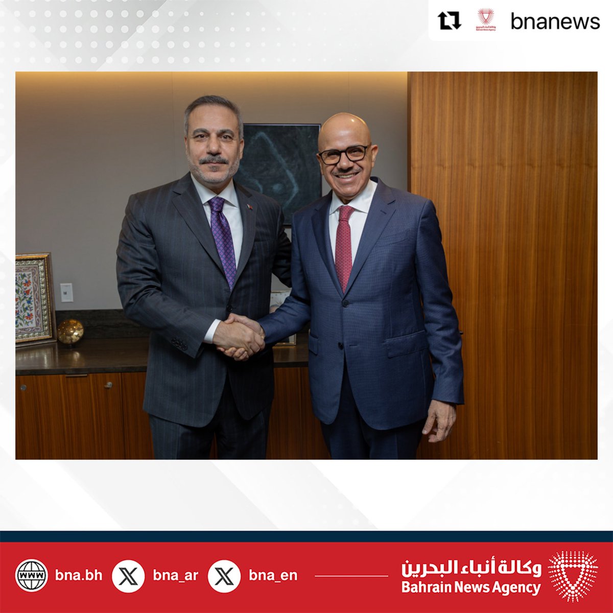 BahrainEmbTR's tweet photo. #Repost @bnanews 
・・・
وزير الخارجية يجتمع مع وزير الخارجية في الجمهورية التركية 

#بنا #البحرين #وكالة_أنباء_البحرين #bh #Bahrain #bna #bnanews https://t.co/TOga2NvWUb