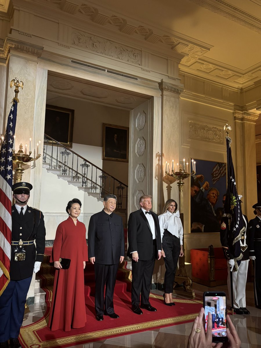 MonicaCrowley's tweet photo. State Dinner hosted by President Trump and First Lady Melania Trump for the President of the People’s Republic of China Xi Jinping and Madame Peng Liyuan 🇺🇸🇨🇳

📸: Katie McCarthy; @GettyImages https://t.co/nRkSDsQaOz