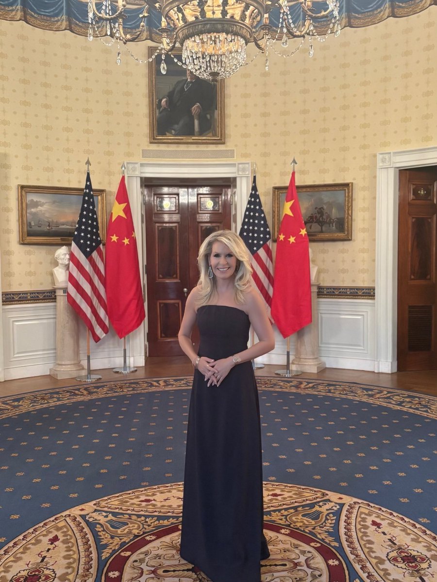 MonicaCrowley's tweet photo. State Dinner hosted by President Trump and First Lady Melania Trump for the President of the People’s Republic of China Xi Jinping and Madame Peng Liyuan 🇺🇸🇨🇳

📸: Katie McCarthy; @GettyImages https://t.co/nRkSDsQaOz
