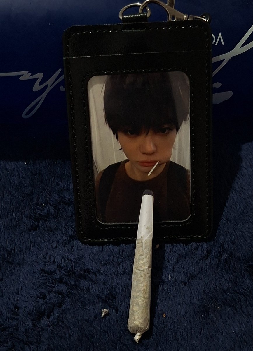 datboybin's tweet photo. with yul #drugtwt https://t.co/uWrmTMHZS4