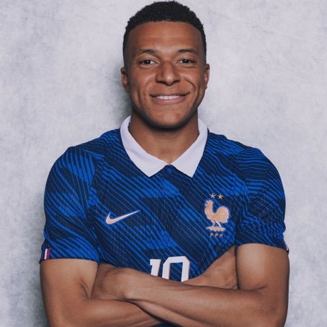 ShuffleFC's tweet photo. 🚨🚨| Kylian Mbappe scored France's FIRST goal of the new era under Zinedine Zidane. 

Destiny 🇫🇷💫 https://t.co/R7ZB7jM4UL