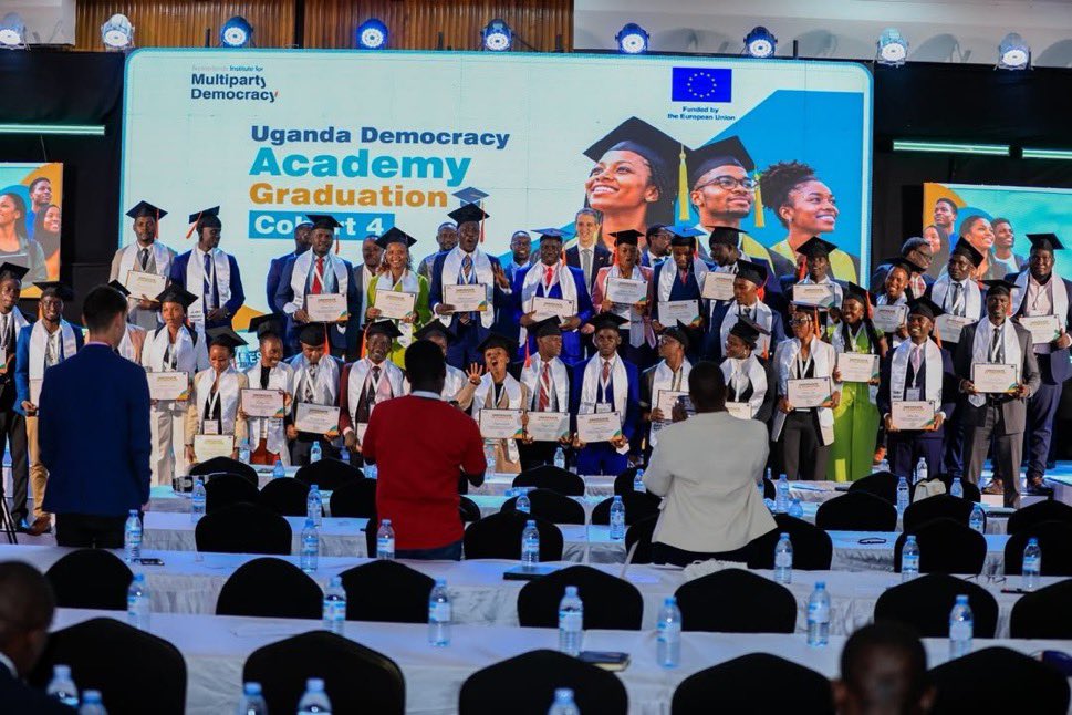 apophia_'s tweet photo. We graduated. 🎓🇺🇬
What a privilege it has been to learn, question, listen, exchange perspectives and grow alongside an incredible cohort of young Ugandans.

We came together with different experiences and perspectives, but leave with something share🫶a deeper understanding, stronger connections and a renewed sense of responsibility to our communities and our country.

To UDA cohort 4😊of @NimdUganda congratulations to us! 🥂🎓🥳
May this not be the end of the conversation, but the beginning of everything we do with what we have learned.

What a journey. What a privilege. What a beginning. 🤍🙏🏽🇺🇬#NationalYouthSymposium26 #SADU @EUinUG @GKaruhanga1