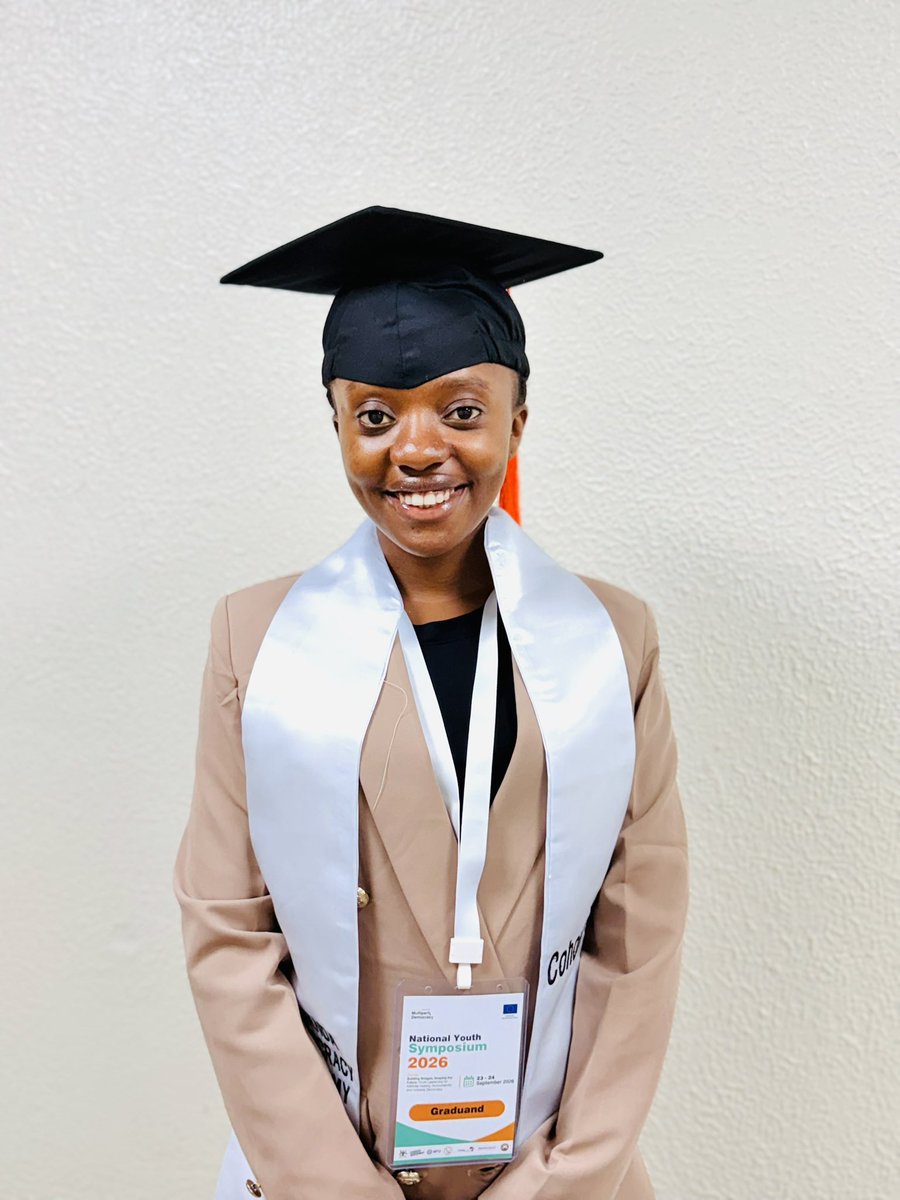 apophia_'s tweet photo. We graduated. 🎓🇺🇬
What a privilege it has been to learn, question, listen, exchange perspectives and grow alongside an incredible cohort of young Ugandans.

We came together with different experiences and perspectives, but leave with something share🫶a deeper understanding, stronger connections and a renewed sense of responsibility to our communities and our country.

To UDA cohort 4😊of @NimdUganda congratulations to us! 🥂🎓🥳
May this not be the end of the conversation, but the beginning of everything we do with what we have learned.

What a journey. What a privilege. What a beginning. 🤍🙏🏽🇺🇬#NationalYouthSymposium26 #SADU @EUinUG @GKaruhanga1