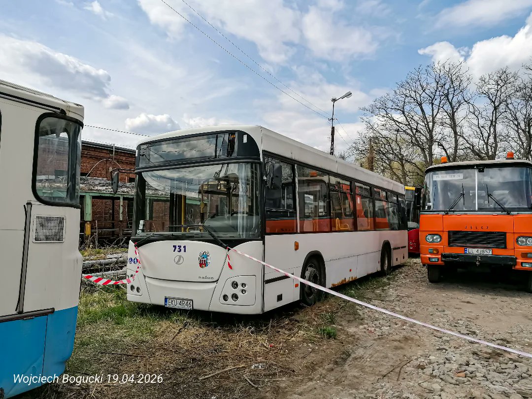 IrenaTaverwt's tweet photo. Jelcz Salus, dawniej 072 MZK Kutno, z 2008 roku. Ostatni wyprodukowany egzemplarz. Od 2024 roku w rękach prywatnych; oznaczenia MZK Toruń są historyczne, bo autobus nigdy tam nie jeździł. Lodź, 19 kwietnia 2026. https://t.co/de69tVzVh3