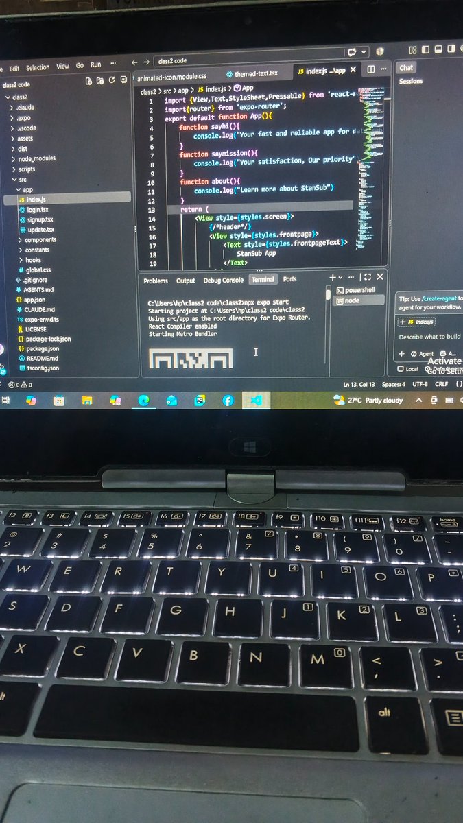 Standave04's tweet photo. Day 5 📱

Today was more about getting familiar with the basics — importing components, using them in our app, and test-running everything on the browser to see how it works.

It’s exciting seeing the different parts come together and watching the app take shape! 💻🔥

#TechCrush https://t.co/E20iljHLvh