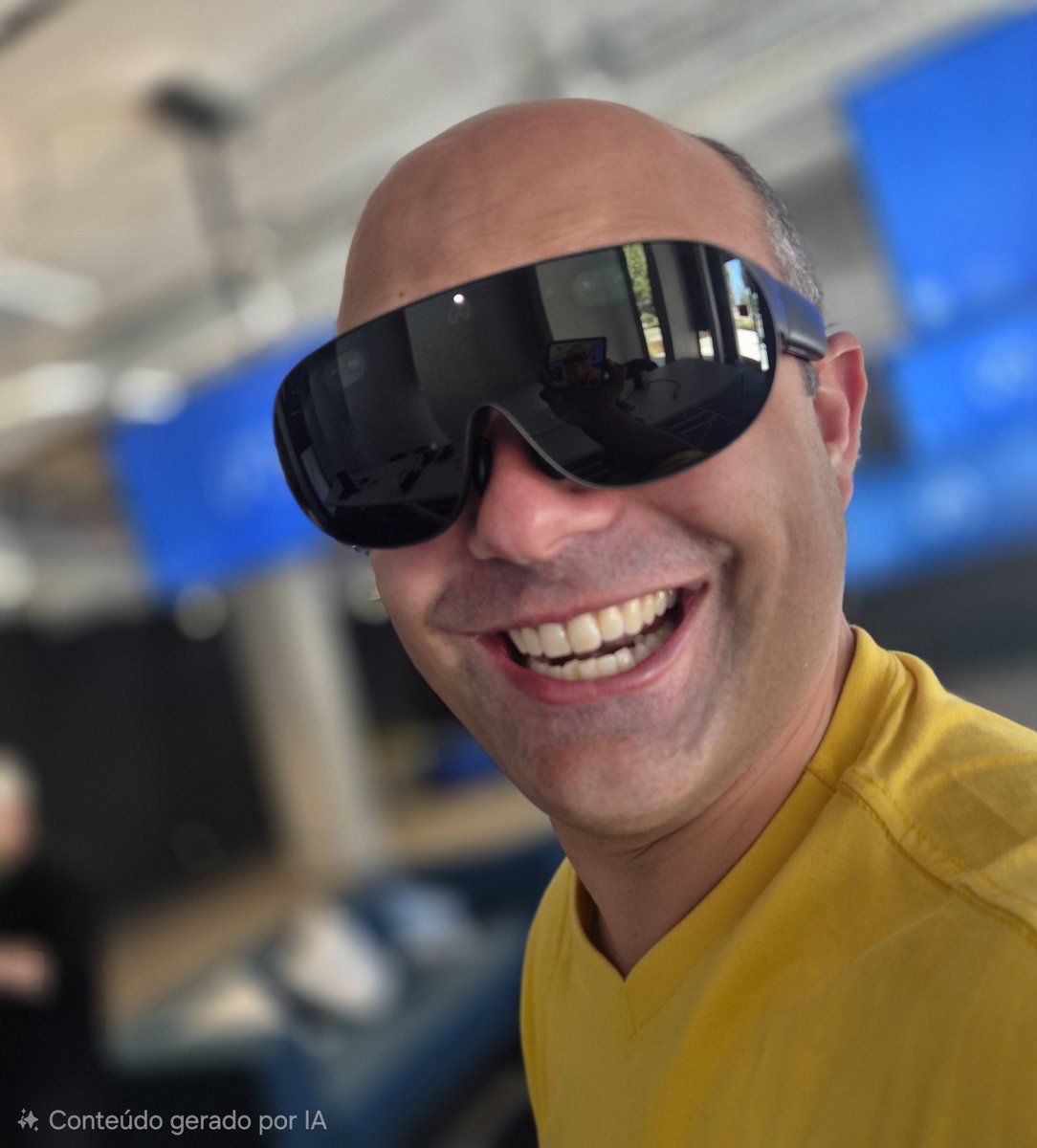 pekayatt's tweet photo. Happy user of a Meta VR Glasses! https://t.co/Cd34oVcLH6