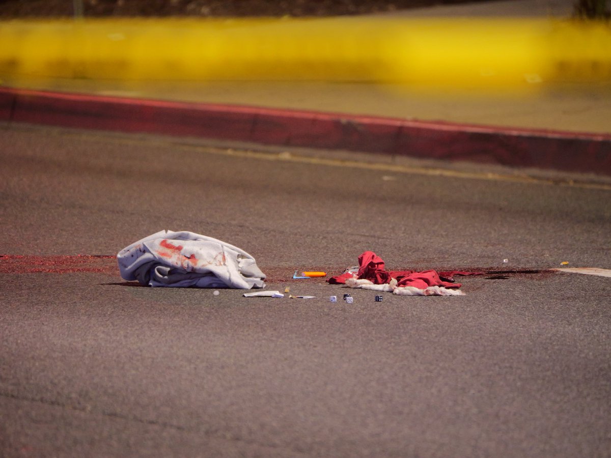 Penmanshipprod's tweet photo. Stanton Ca.
9/24/26

OCSDStanton Night Time Shift.
Crime Scene Investigation of a reported Stabbing.

#penmanshipproduction 
#photojournalism
#onlinenews
#newsonline
#crimescene
@ocregister @latimes @nytimes 
@AP @paythewriter @OCSheriff 
@OCSDStanton https://t.co/z6j2MF57oN