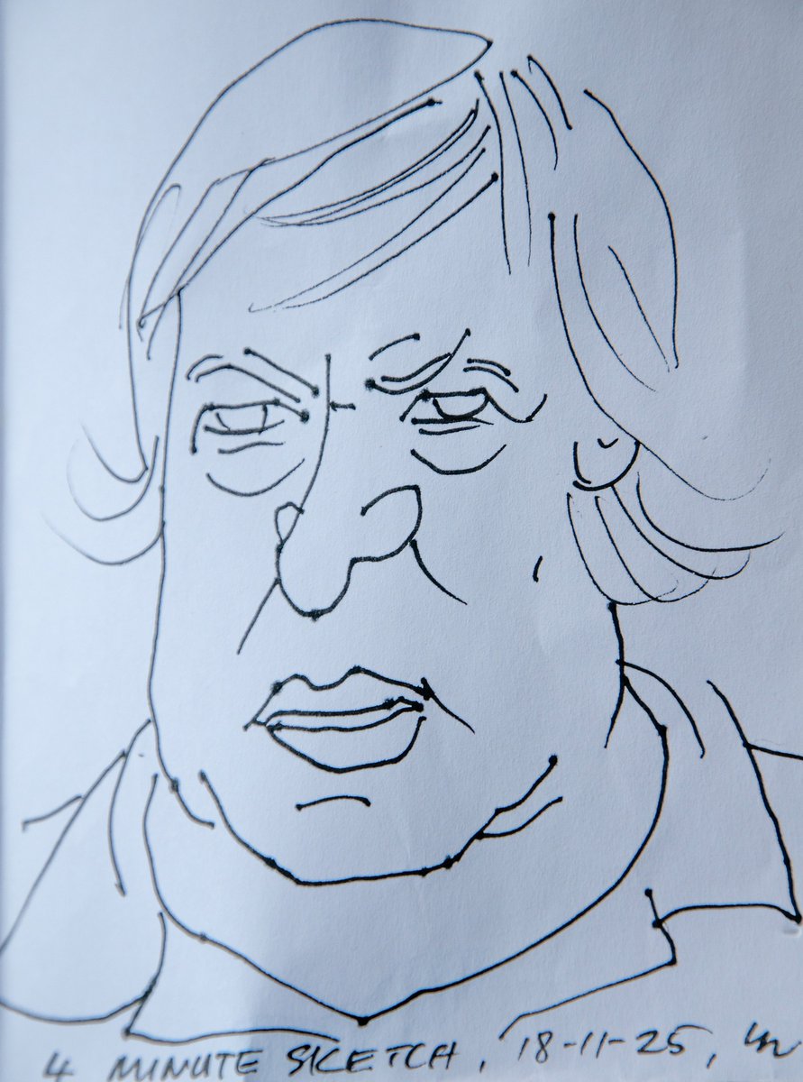 MitziePetr0k's tweet photo. Two drawings today, with thanks to @earthsworld for the reference. The pen sketch took four minutes; the watercolour took about an hour. https://t.co/lvRB9ceiGT