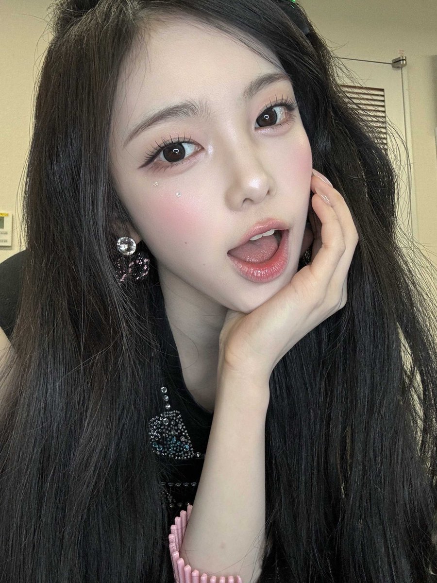 ZinnieLaughs2's tweet photo. You should read this

1. I don't send myself
2. Bi 
3. 17 years old girly
4. You can dm but don't expect a reply https://t.co/STxxjHDjkR