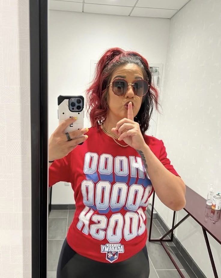 BayTheRoleModel's tweet photo. @mamiofriptides Okay okay that name... MIGHT be true... How can I not be when you are looking so cuteeee!!! https://t.co/dXsQP0IQIu