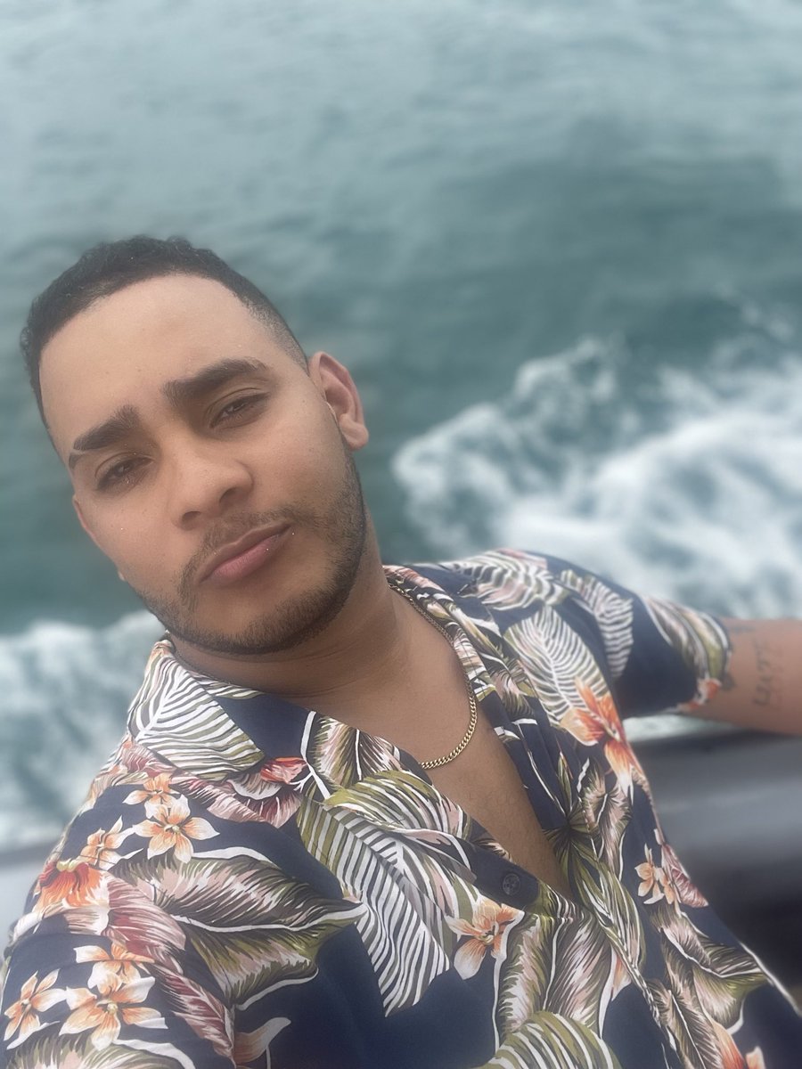BorisGutirrezG1's tweet photo. 🤤🌊🌴 https://t.co/4gMVG70i1l