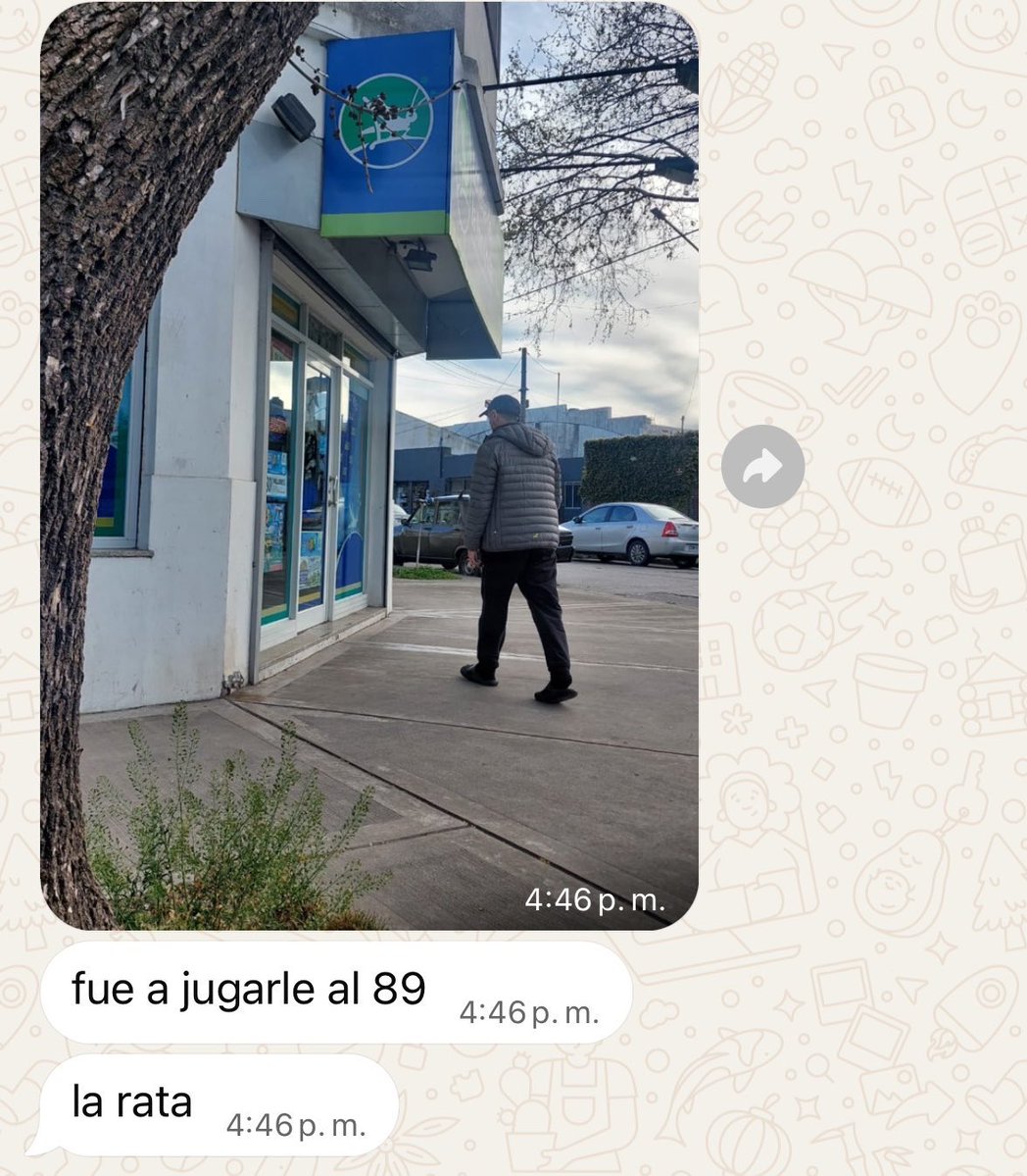 shadowply's tweet photo. se metió una rata en casa
automáticamente mi viejo: https://t.co/tBILQhTyLo