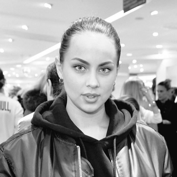 lordfusseck1904's tweet photo. Julian Reichelt das abartige Geschwür kommt beim Femizid von Kasia Lenhardt übrigens noch viel zu gut weg.

Rest in power, Kasia! ✊ https://t.co/9SRpUDk4T9