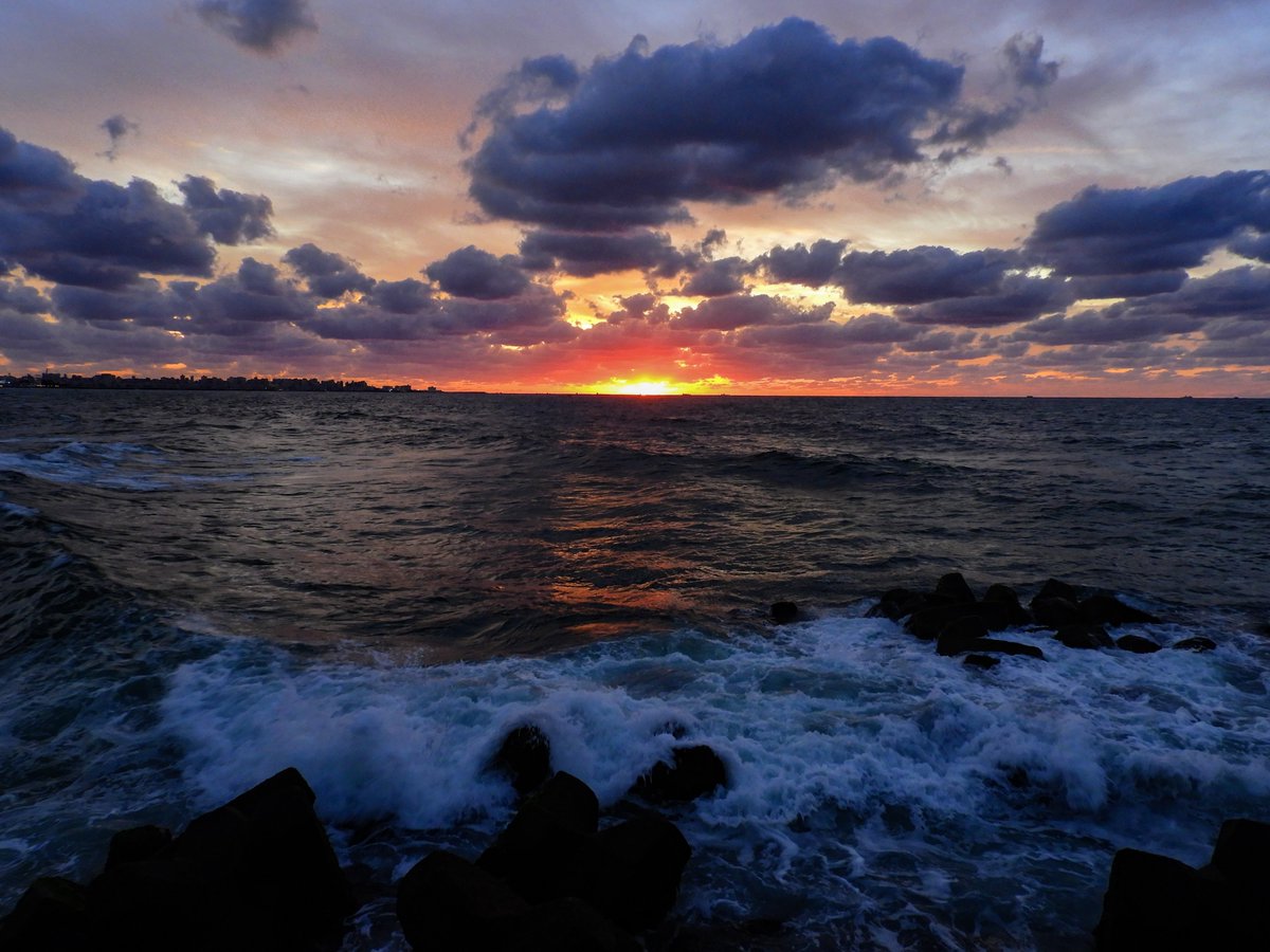 CODEX400's tweet photo. Dreamy sunset 
الحمد لله على نعمة البصر https://t.co/NkfR6iaZVj