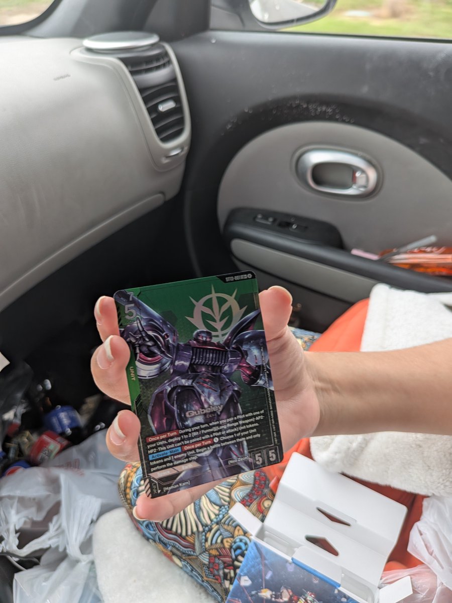 UniVercil's tweet photo. The passenger princess pulls from the fiancee today #gundamtcg https://t.co/Mcg6qlAYg9