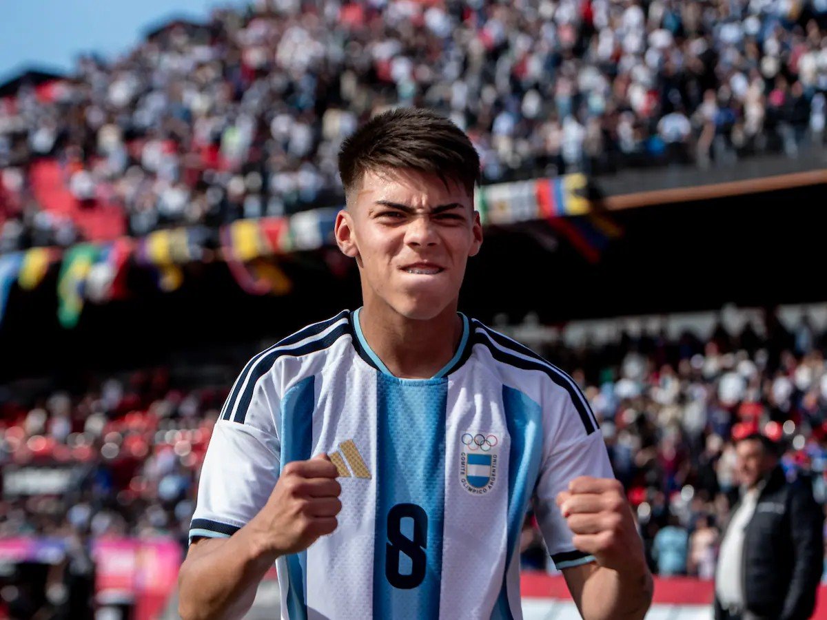 frabigol's tweet photo. Grandisimos Suramericanos de Santiago Espindola en Argentina, le recomiendo al técnico de River que prenda la tele y vea los pibes que tiene en el club.

Basta de "Moreno" y "Vera", si Espindola jugase en Velez o el Barcelona sería titular, solo en River le faltan el respeto. https://t.co/p7CEU7FDhQ
