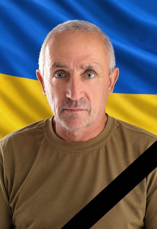 pogrebeckij's tweet photo. Луківська громада у скорботі
З глибоким сумом повідомляємо про загибель нашого земляка, жителя Луківської громади, солдата Дроця Олександра Григоровича, позивний «Мариман».
Олександр Дроць народився 21 травня 1975 року.
Військовослужбовець військової частини 3009 1 корпусу НГУ «Азов» (20 БрОП), електрик-моторист інженерного відділення маскування інженерно-маскувального взводу інженерної роти батальйону підтримки, віддав своє життя, захищаючи Україну.
17 вересня 2026 року Олександр загинув у районі Добропілля Покровського району Донецької області під час виконання логістичних завдань у результаті ураження ствольною артилерією противника.
Він до кінця залишався вірним військовій присязі та своєму обов’язку — боронити Україну.
