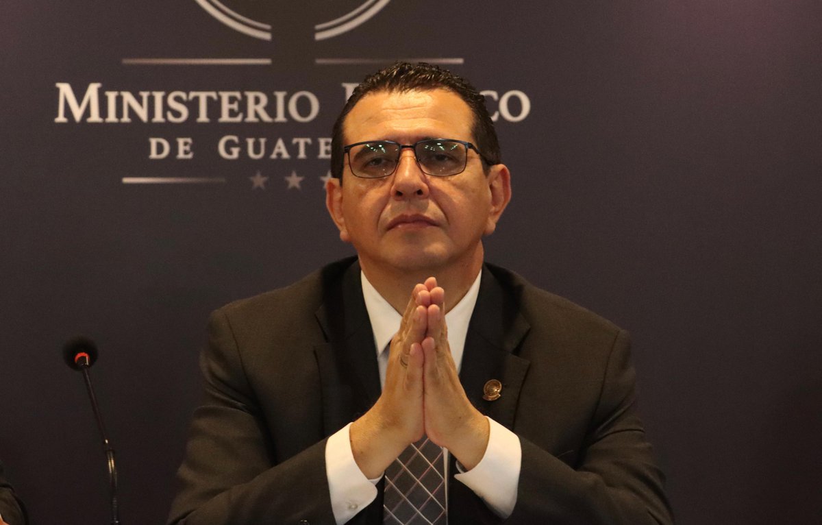 #AHORA Tras más de cinco horas, finaliza conferencia del Ministerio Público sobre informe del proceso de transformación de la institución. "Sabemos que fue m…