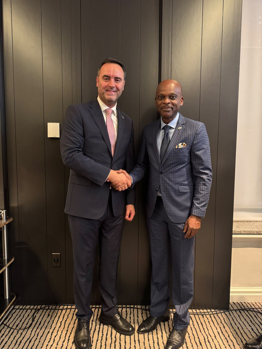 KonjufcaGlauk's tweet photo. At @OIFrancophonie’s Francophone evening in New York, I had the opportunity to briefly exchange with FM of Togo, @rdussey.

A useful exchange on opportunities for deepening engagement between our countries and on issues of mutual interest.🇽🇰🇹🇬 https://t.co/t4qrU44o2F