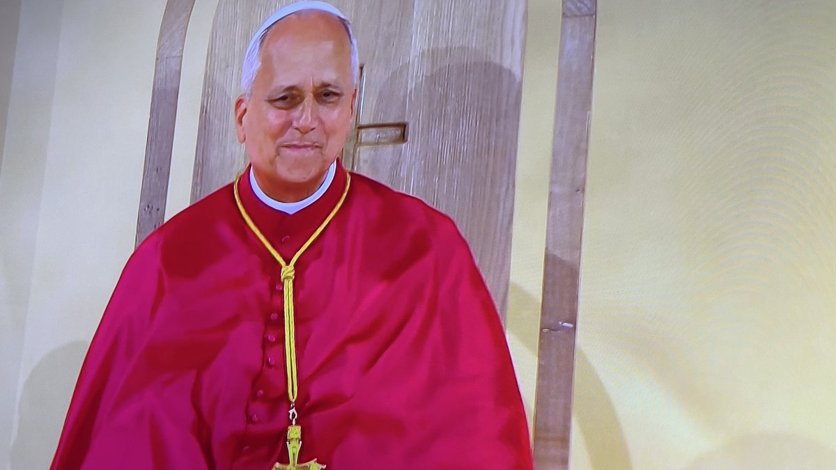 JMoniotte's tweet photo. Sans parler de religion ni de quelque foi que ce soit.. Parlant seulement de l’homme et non du pontife… Ce Pape est le plus humain qui ait jamais existé. ❤️❤️❤️
@BFMTV  @CNEWS  @CNO_Radio  @LCI  @TF1 https://t.co/dWQ9rHHIsi