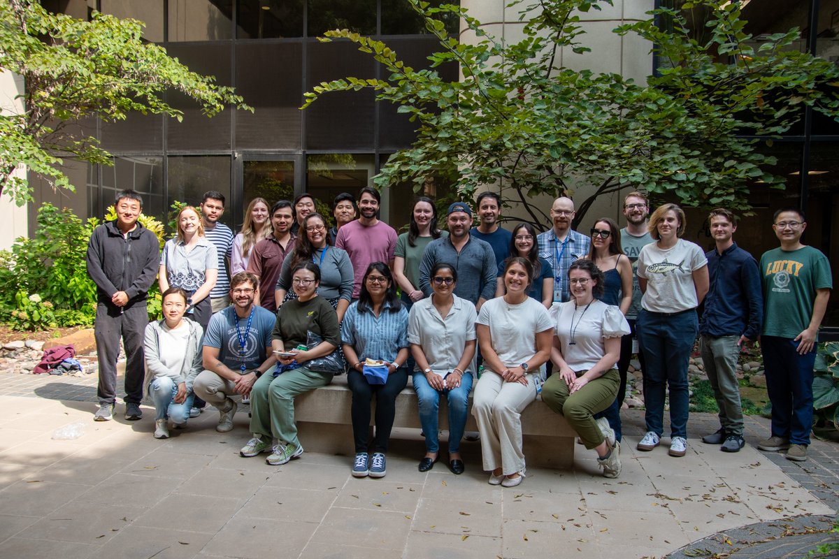 OMRF's tweet photo. We celebrated OMRF's postdocs all week for National Postdoc Appreciation Week! 🎉🧬 Our Scientific and Training Outreach department showered them with local OKC treats and some fun new swag.

This is a small way to share our big appreciation for all they contribute to research! https://t.co/MnGIbq137n