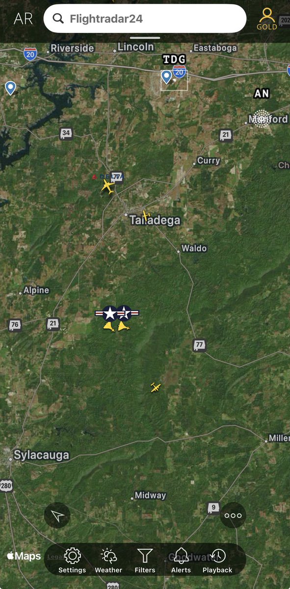 i22_Kawa's tweet photo. 2 jets flying south of Talladega Alabama. Immediately after this screenshot they went black on the radar https://t.co/WlSbRj3NrF