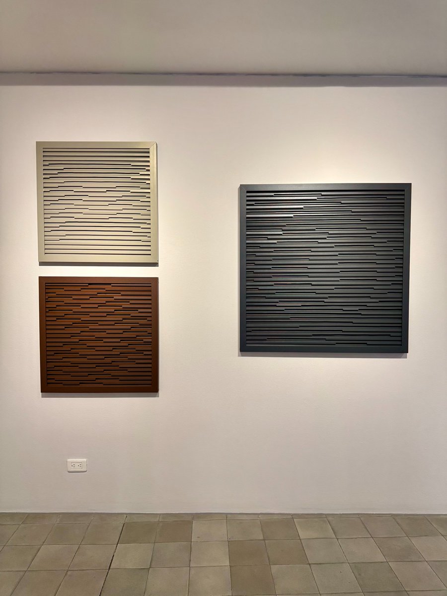 ArteAlto's tweet photo. Te compartimos el catálogo de la exposición actual en Arte Alto.

De la Matriz al lenguaje del artista Daniel Samper.

https://t.co/1hLpiVsZPB https://t.co/tvsIO6yzbP