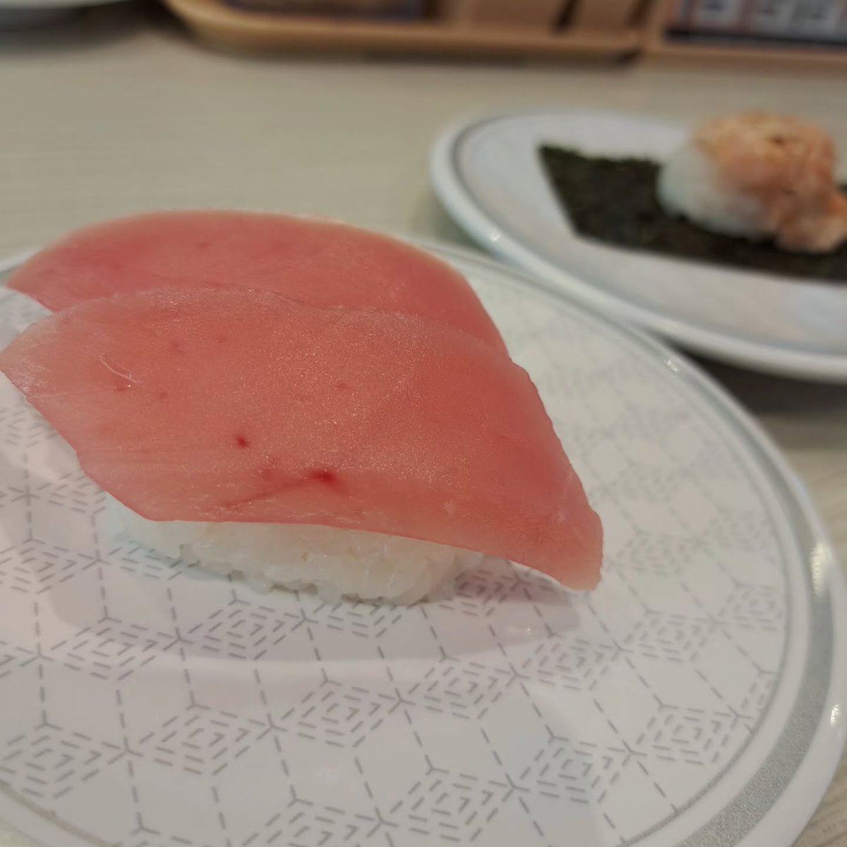 JudsonDeteqm's tweet photo. 2度目の訪問。春にオープンした寝屋川公園近くの「はま寿司」へ。最近は回転しないスタイルが当たり前に。フードロス削減の面でもいいですね。ごちそうさまでした。 https://t.co/fjH3OiHzdg