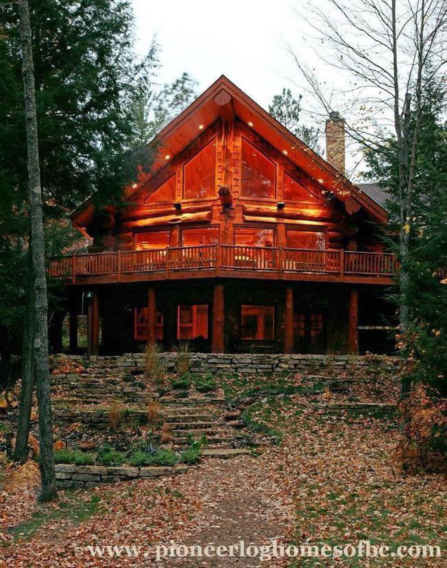 TKBryanSr's tweet photo. Fall looks good on a Pioneer log home. π
_____________
@PioneerLogHomes #TimberKings #PioneerLogHomes #LogHome #LogHomeBuilders https://t.co/5SwcNMb6p8