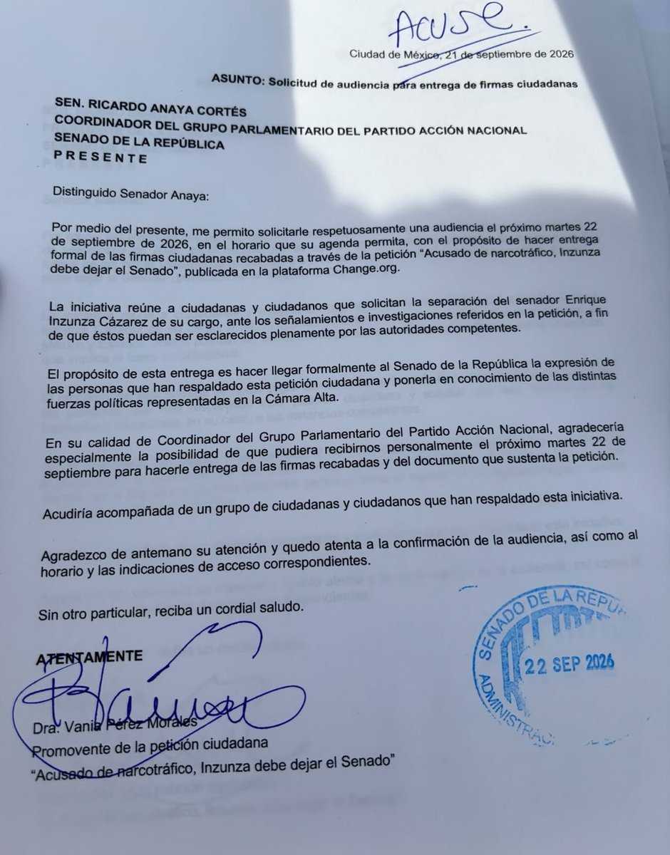 vaniaperezmor's tweet photo. 🚩Que quede constancia: hemos buscado formalmente a los coordinadores de @MovCiudadanoMX, @PRI_Nacional, @AccionNacional y @PartidoMorenaMx, así como al presidente del @senadomexicano, @higinio_mtz.
La mayoría no ha respondido a nuestra solicitud.
Pero el silencio no detiene a la ciudadanía.
Este 29 de septiembre estaremos en el Senado para entregar las firmas y la exigencia de miles de ciudadanos: que el crimen organizado no tenga cabida en la vida pública de México.
Nosotros sí vamos a estar ahí.
¿Quién recibirá a los ciudadanos y nuestras firmas? ¿Responderán públicamente sobre el caso Inzunza o seguirán siendo cómplices con su silencio?