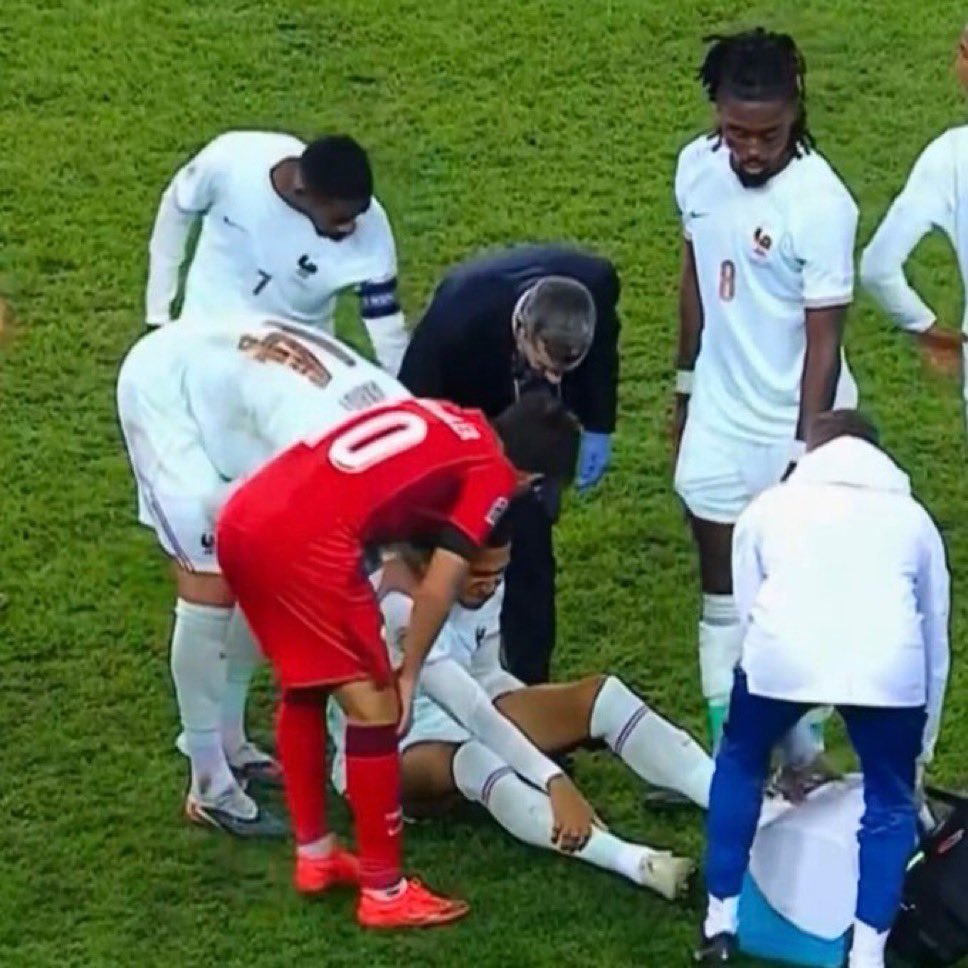 Just_ice_10's tweet photo. Arda Guler to Mbappe: “Bro if you get injured now, who will give me assists at Real Madrid ?” https://t.co/8PEJjibfuQ