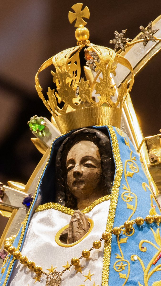 Hernanruiz2012's tweet photo. Virgen de Luján, patrona de todos los argentinos. https://t.co/FQ8CPejTVZ