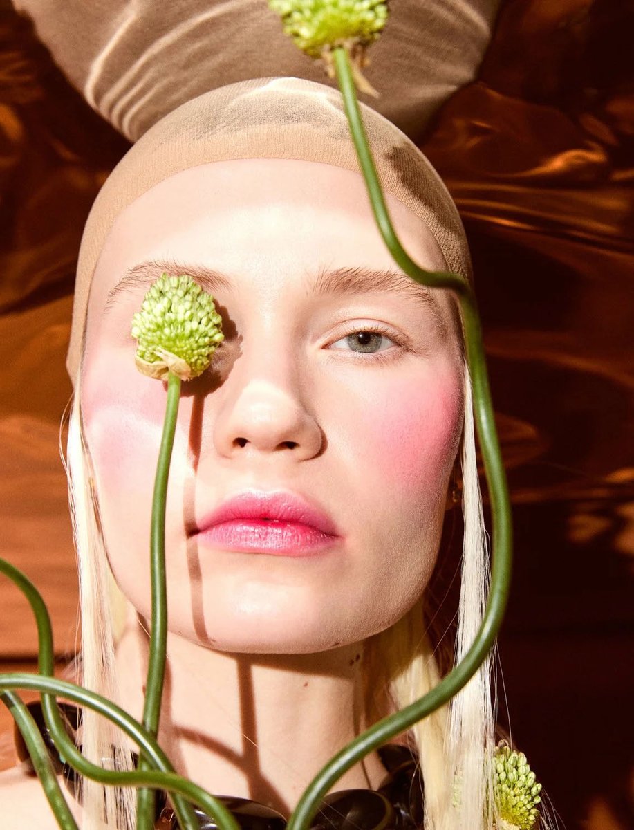 traceymattingly's tweet photo. Tuuli Tamm x PhotoBook Magazine makeup by Mariko Arai photographed by Rocio Segura #tuulitamm #marikoarai #traceymattinglyagency https://t.co/rzILnD3IXq
