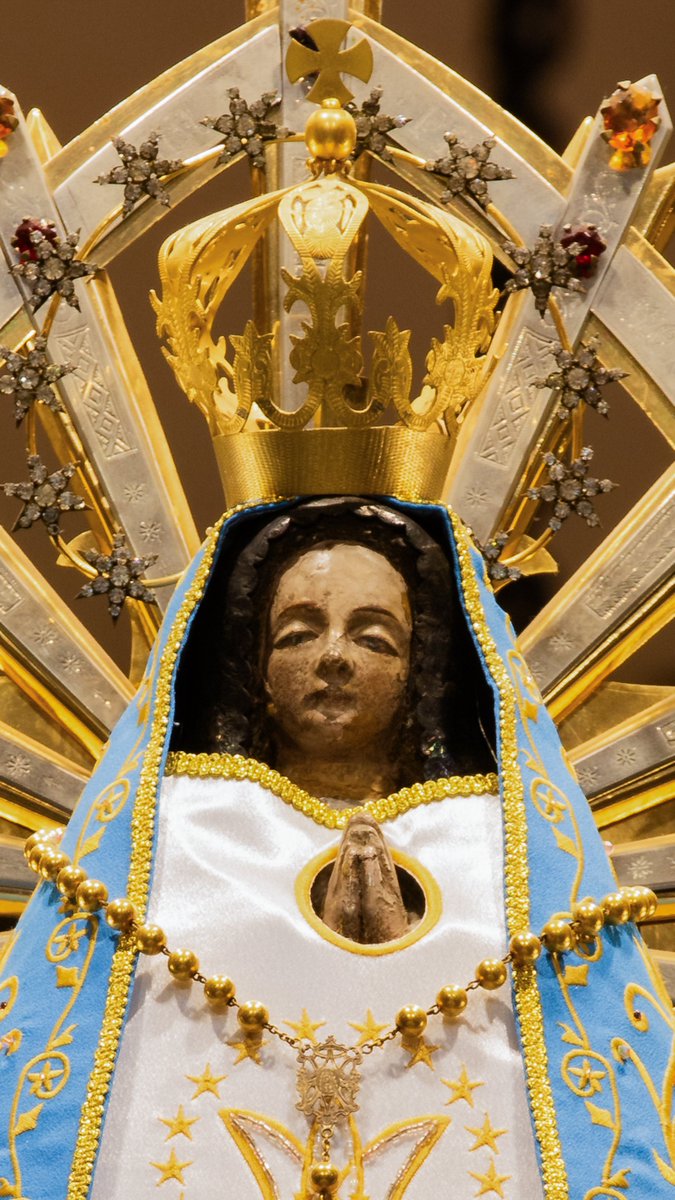 Hernanruiz2012's tweet photo. Virgen de Luján, patrona de todos los argentinos. https://t.co/FQ8CPejTVZ