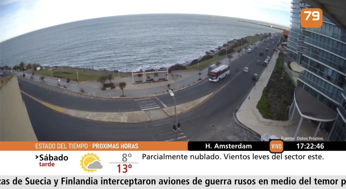 soyalbertosamid's tweet photo. Pude bajarme en la tele el canal 79 de Mar del Plata. Me parece uno de los inventos más extraordinarios de la televisión. Cada vez que voy a Mar del Plata prendo ese canal y no lo cambio salvo que juegue Boca o haya algun partido importante. Lo pongo y lo miro de manera hipnótica. Cada cámara me gusta mas que la otra. Que ciudad alucinante dios mio. La unica critica que puedo hacer son las canciones que pasan. La selección es muy mala. El resto es un 10/10
Felicitaciones Canal 79
Ahora tienen un televidente en Ramos Mejía