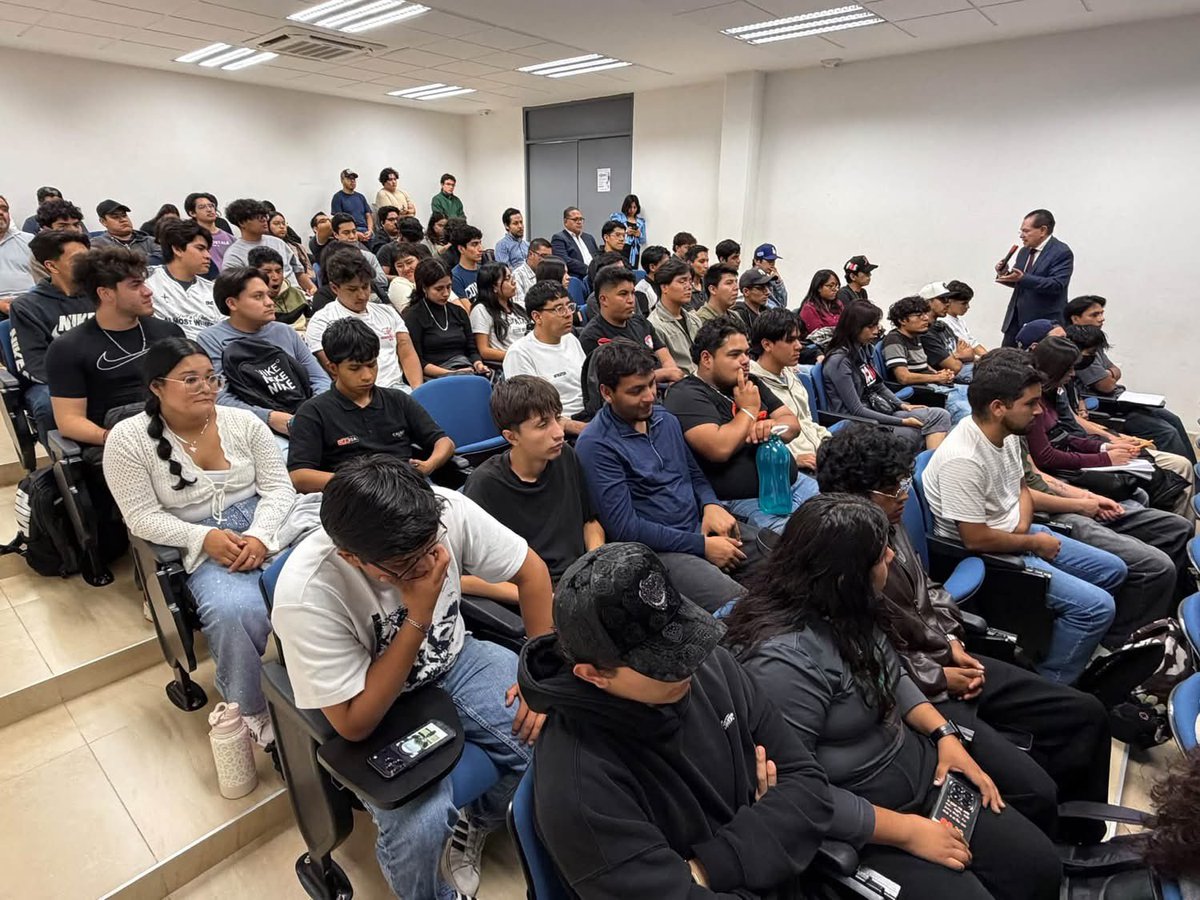 ferpantoja's tweet photo. #QroLíderEnEducación
#LaEducaciónEsElCamino
En el marco del Congreso #CODICE 5.0, compartí con estudiantes y docentes de la UTEQ la charla “Cuando la IA tiene que explicar sus decisiones: fundamentos, evolución y desafíos de la XAI”.
#UTEQUniversidadLíder https://t.co/lzdfsLfIfP