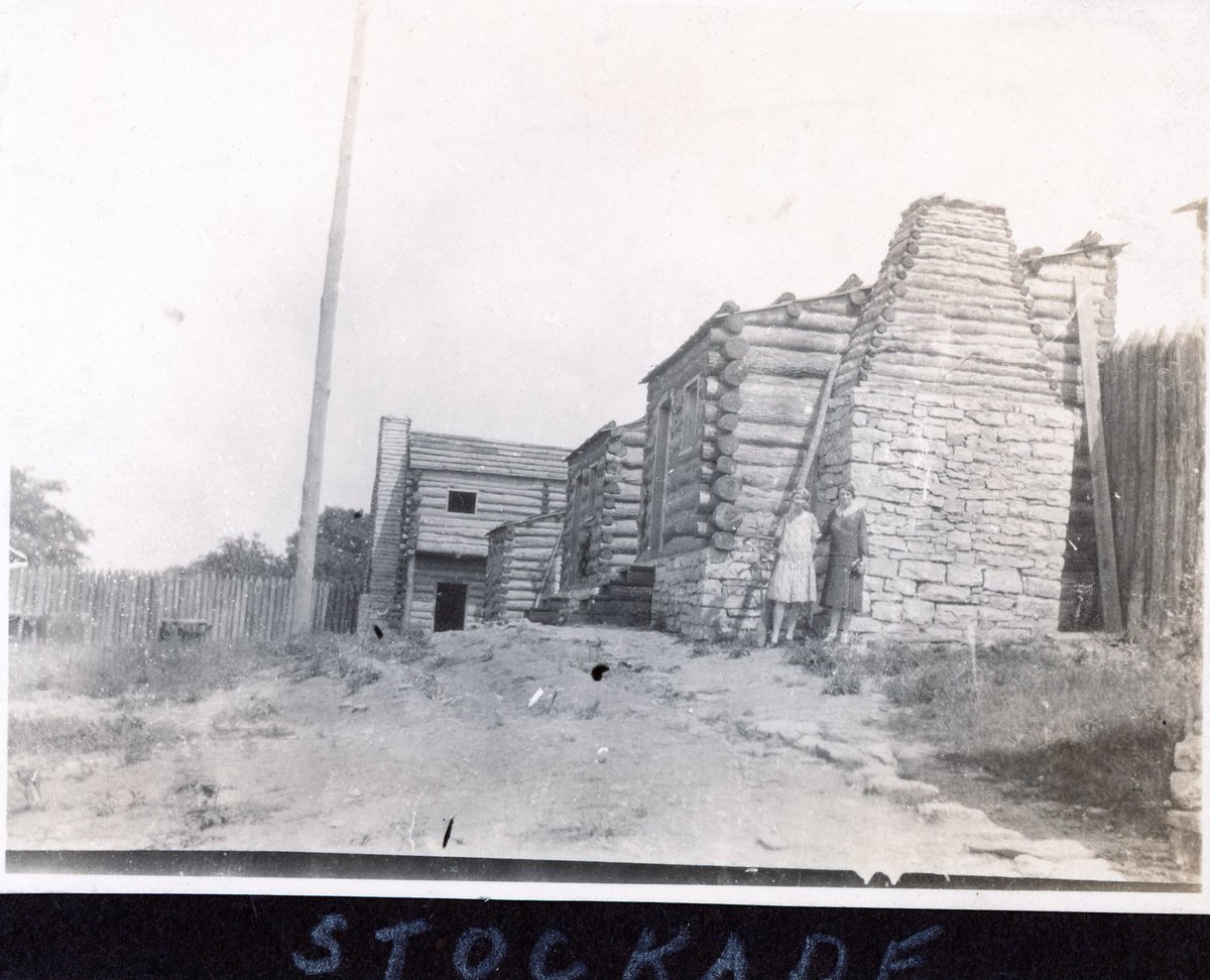KYStateParks's tweet photo. #ArtifactFriday: Old Fort Harrod 📸 

Last fall, the park received a donation dating to July 1928. Taken during a family vacation, these pics offer a look at the replica fort just one year after its completion.

At the time, the park was called Pioneer Memorial SP.

#kystateparks https://t.co/UMWZQm2uxV