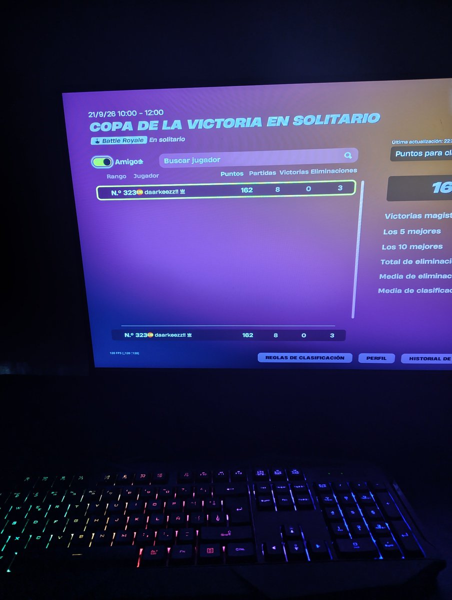 DAARKEEZ's tweet photo. +skins , lit de los torneos más fáciles , he ganado la skins del joker este 2 veces en un día he ganado top 30 en Oceanía y early qual en europa , d verdad q esto es muy easy + qual solo victory cc oce , no pude jugar eu por el electricista https://t.co/x1iyYLiTaT