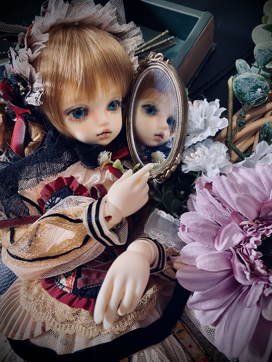 HBCocoon's tweet photo. おはようございます☔️
しばらく雨が続きそうそうですが、楽しい週末を✨️

ROSENLIED
Wednesdays child  Flora🌸

 #おはドル https://t.co/SiPFamjsdF
