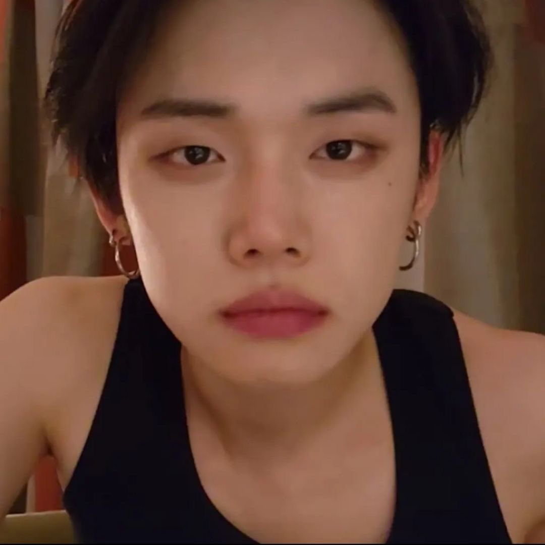 wonyawnzzn's tweet photo. yeonjun lowkey has natural eyeliner hes so pretty omg😿 https://t.co/eekji9IDNx